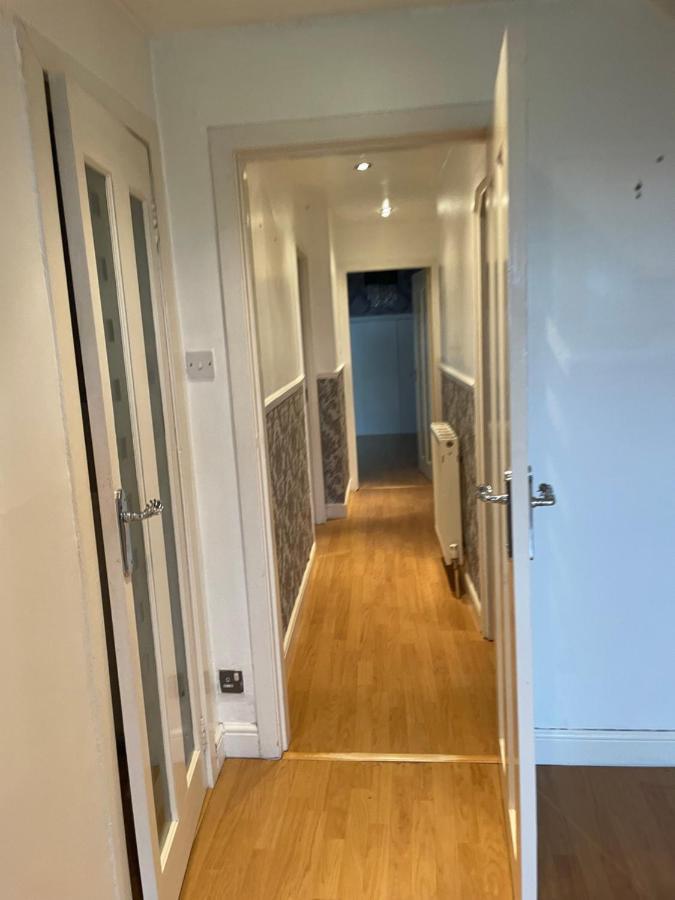 1 Bed Flat At Drum Street EDI Exteriér fotografie